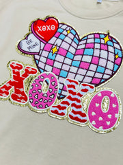 ILTEX Apparel Chenille Patches CP1018 - 'XOXO' Heart Chenille Patch
