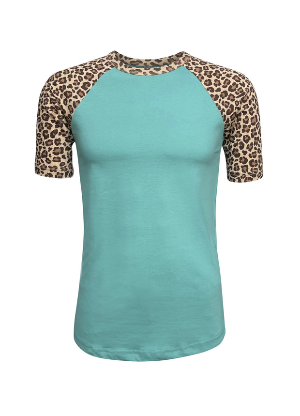 ILTEX Apparel Adult Clothing Cheetah Animal Print Short Sleeve Tiffany Top